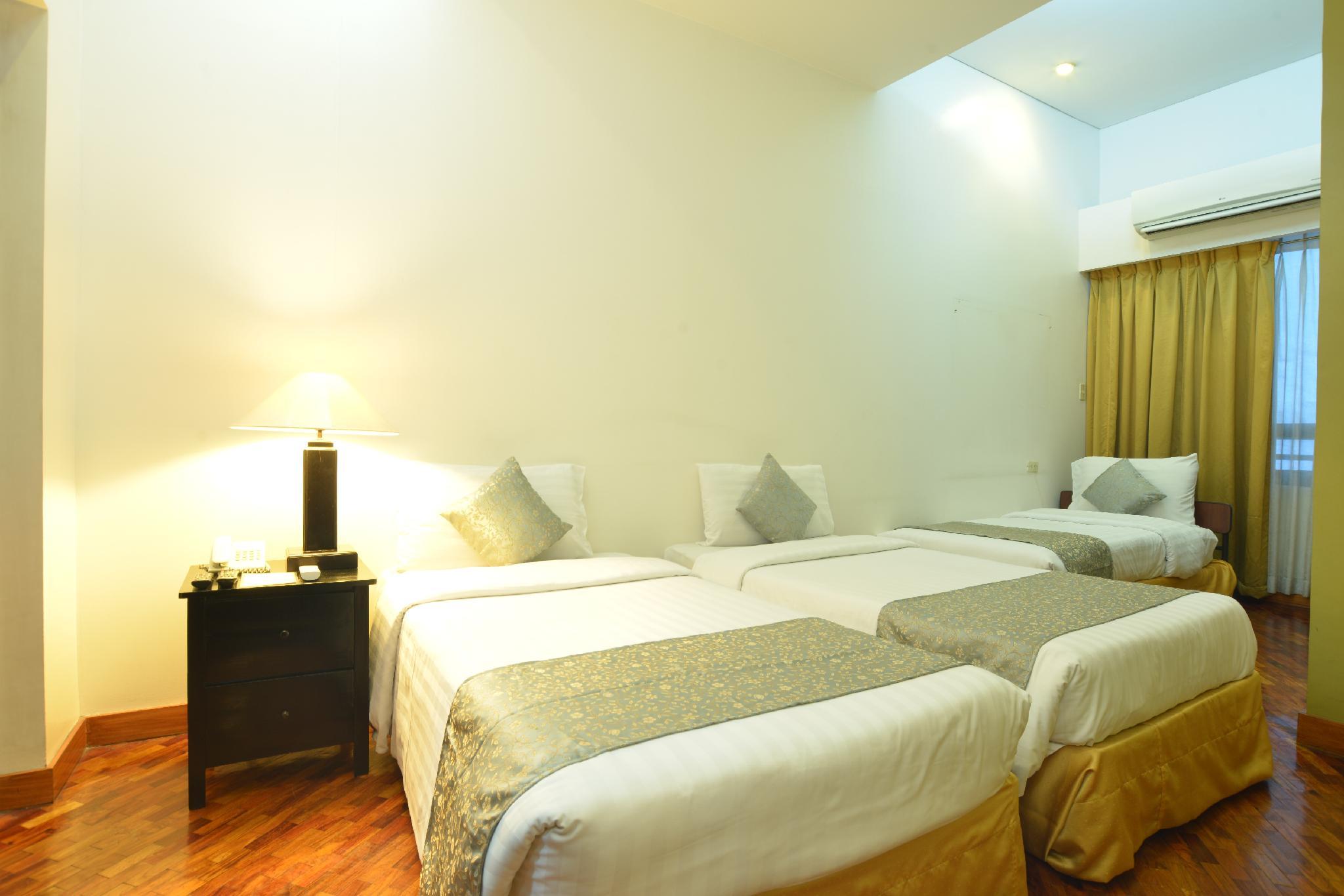 The Malayan Plaza Hotel Pasig City Exterior foto